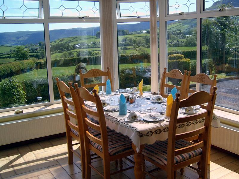 Bed and Breakfast Garron View à Cushendall Extérieur photo